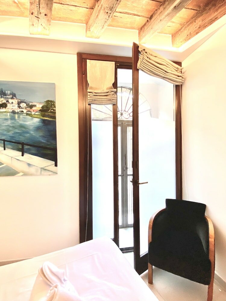 Фото Design Rooms Verona