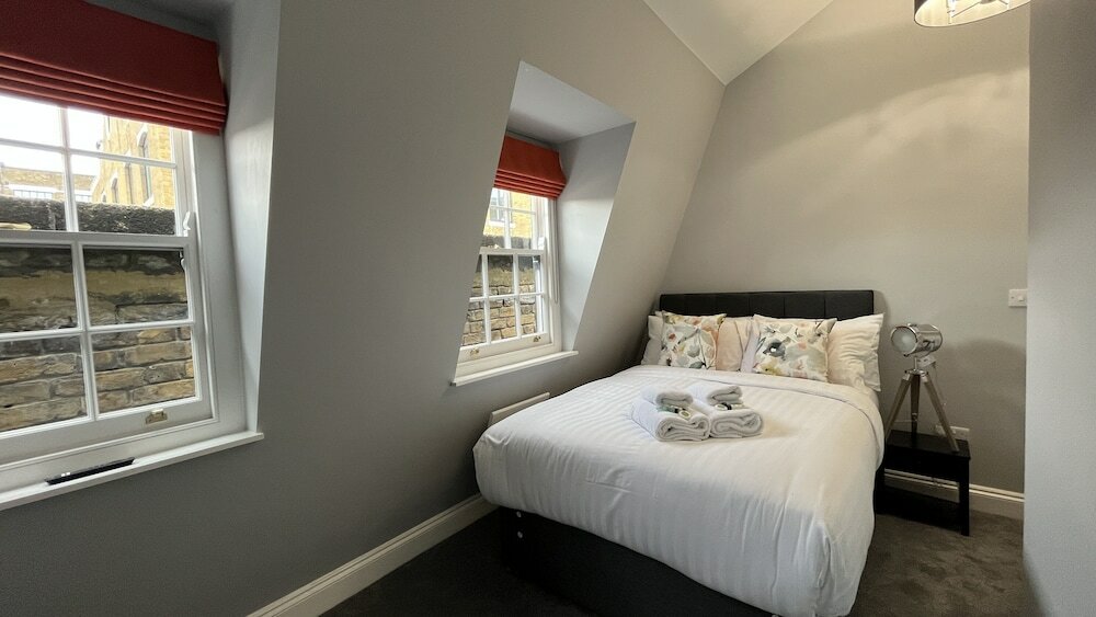 Фото Dockers Inn