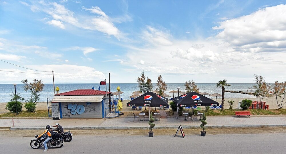 Фото Eutopia Hotel