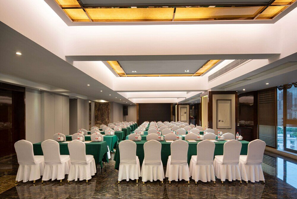 Фото Hawthorn by Wyndham Changsha Meixi Lake