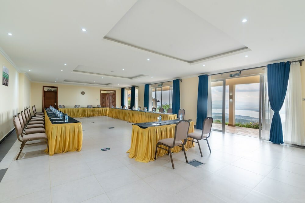 Фото Lake Elementaita Mountain Lodge