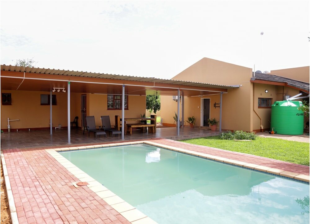 Фото Haithoms Tlokweng