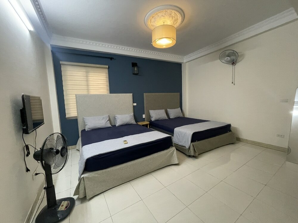 Фото Sword Lake Hostel