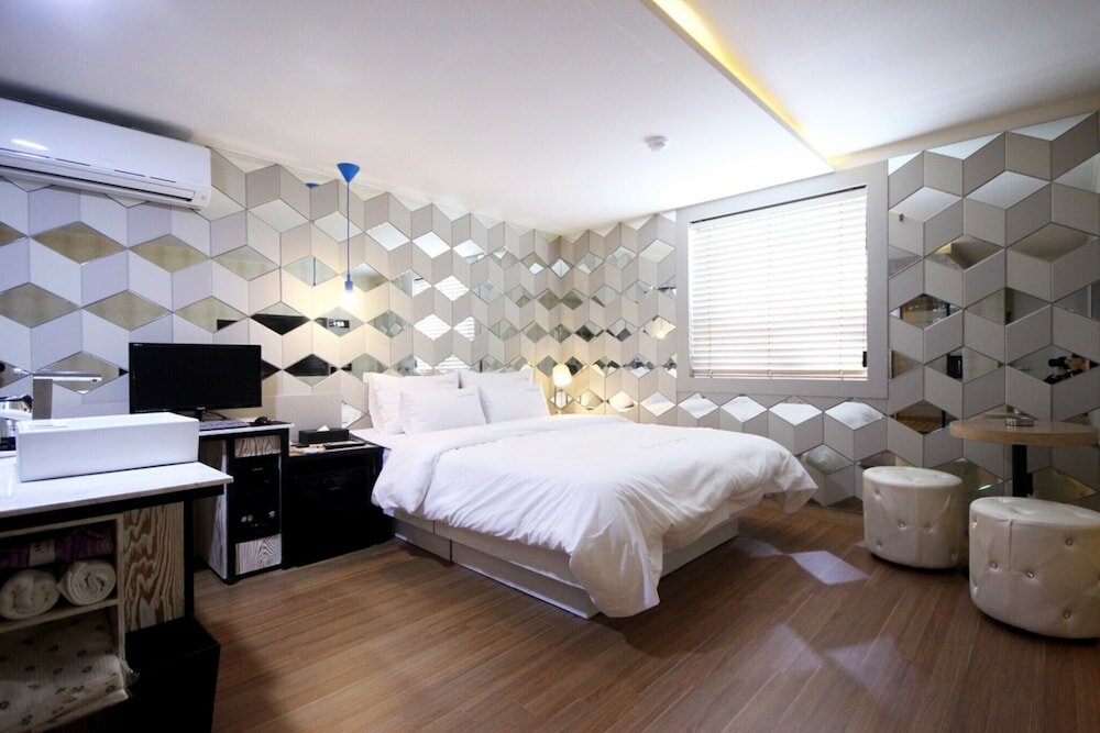 Фото Busan Seomyeon Den Vast Hotel