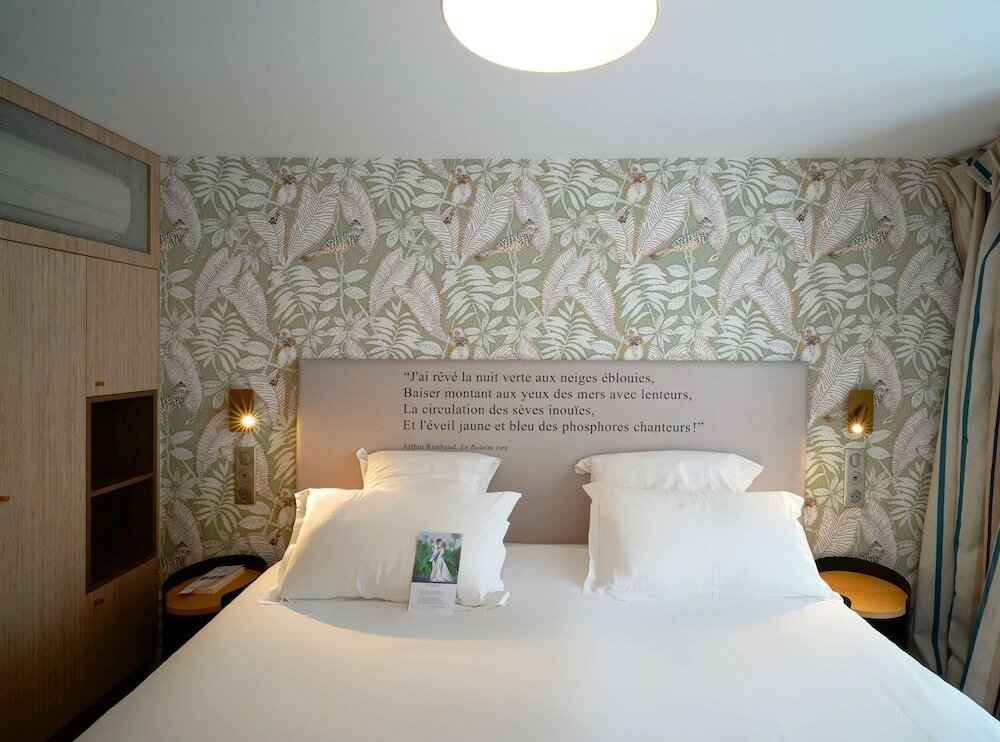 Фото The Hôtel Littéraire Arthur Rimbaud, BW Signature Collection