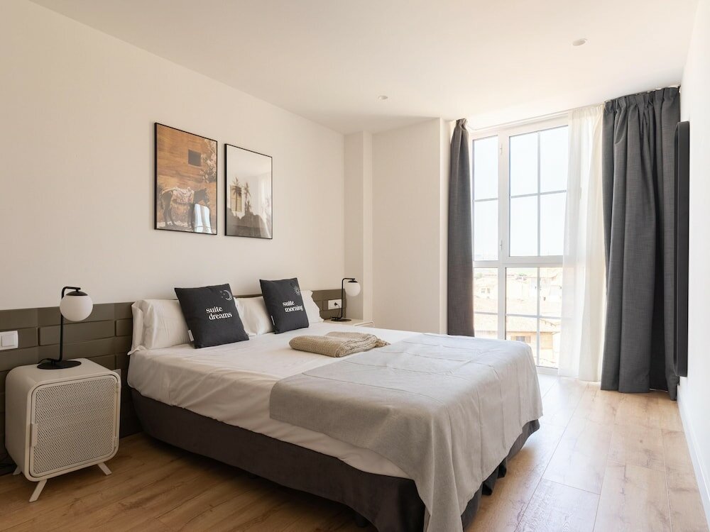 Фото Limehome Haro Calle de la Vega