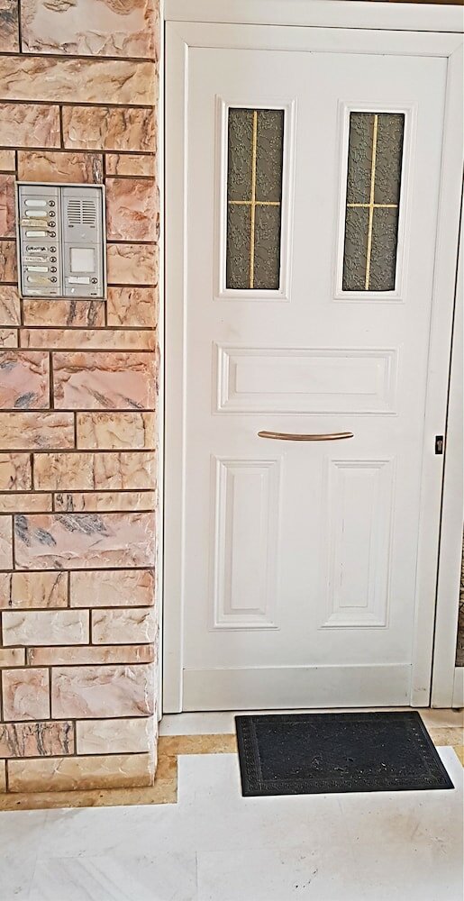 Фото Nephiria's Boho House with Acropolis View