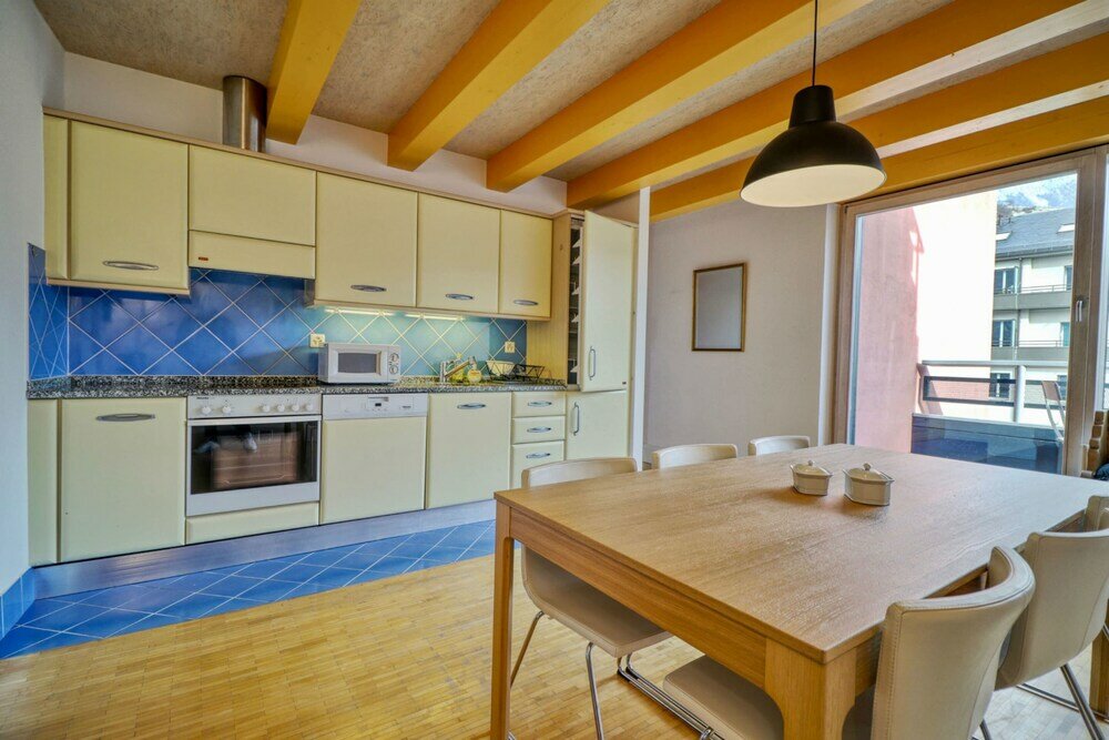 Фото Cozy Penthouse in the old Town of Sion
