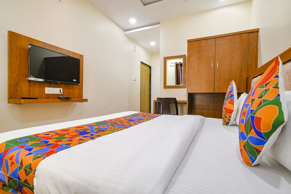 Фото Fabhotel Atharv