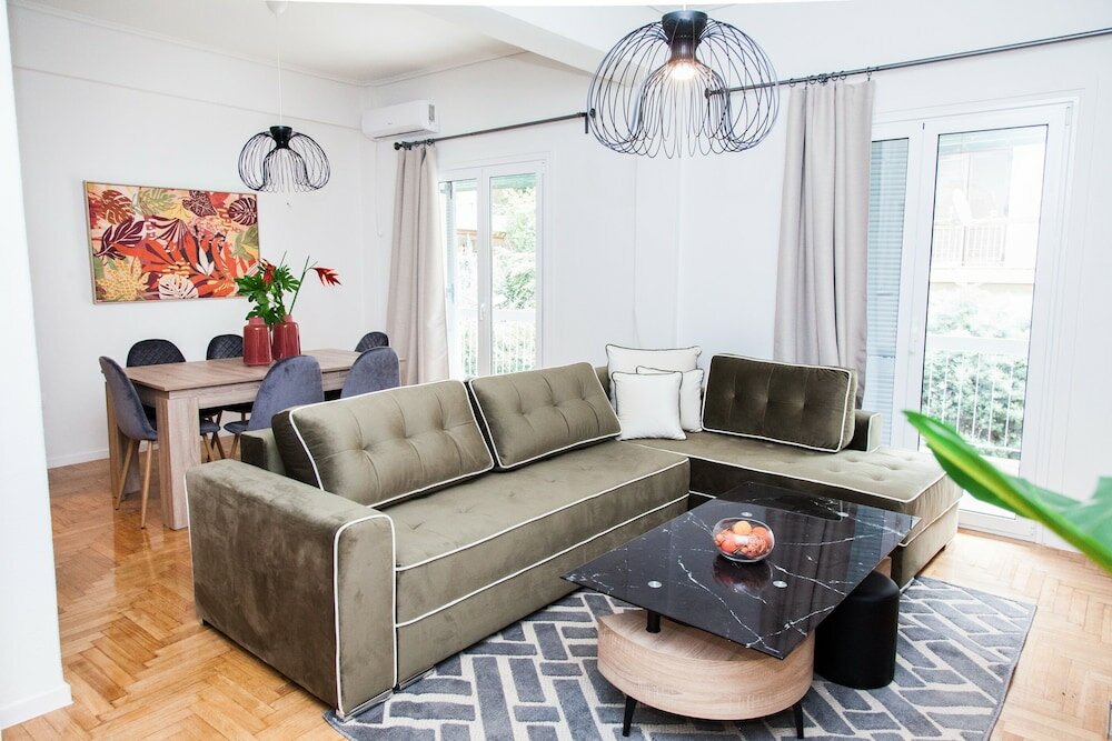 Фото Elegant apt in Kifisia