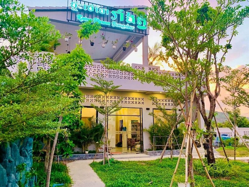 Гостиница Raing Phnom Bungalow