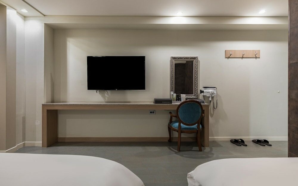 Фото Yongin Singal Meriel