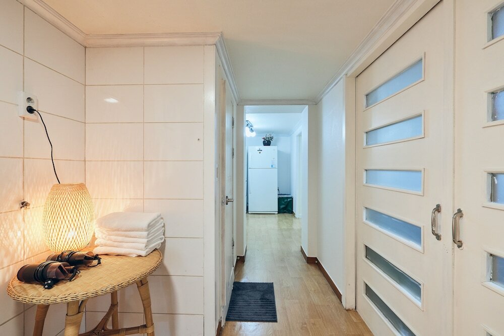 Фото Myeongdong Station 2Min House