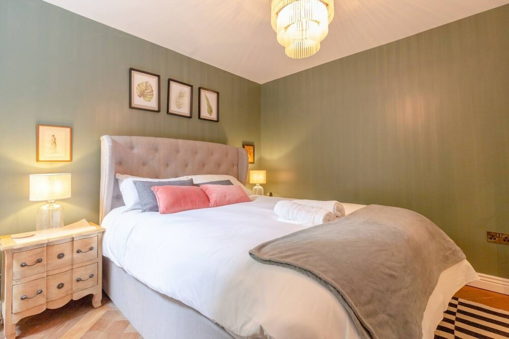 Фото Stylish 1 Bedroom Flat in Fulham With Patio