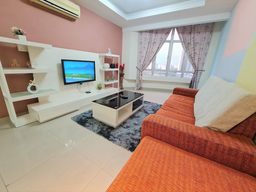 Фото Duta Hotel & Residence by Sarahs Lodge