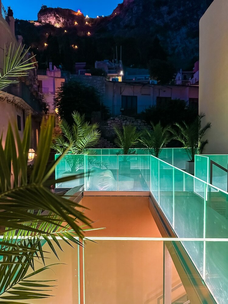 Фото Taormina Infinity Suites