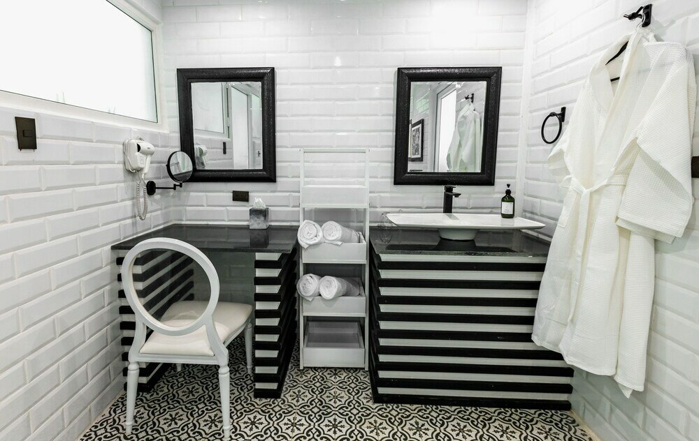 Фото Gigi Brown Suites Puerto Viejo