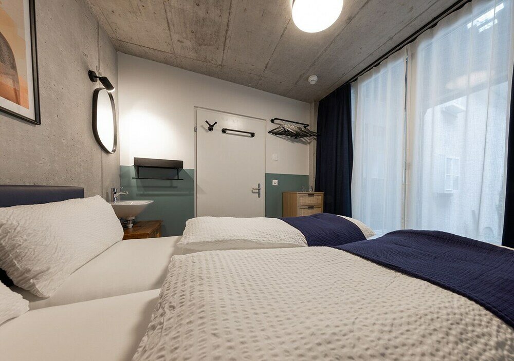 Фото Ambrosia Hüsli