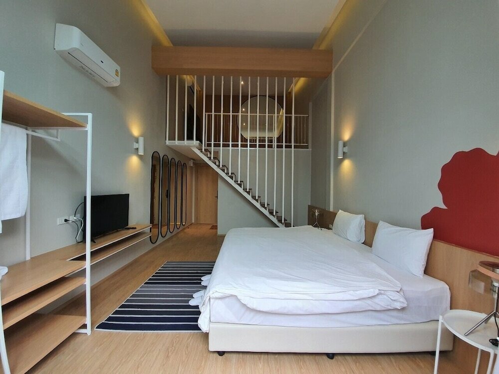 Фото Platinum Hotel