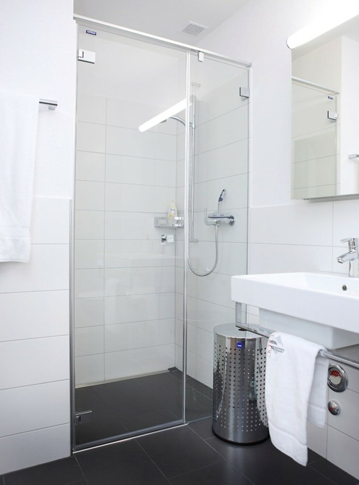 Фото Reloc Serviced Apartments Wallisellen 16