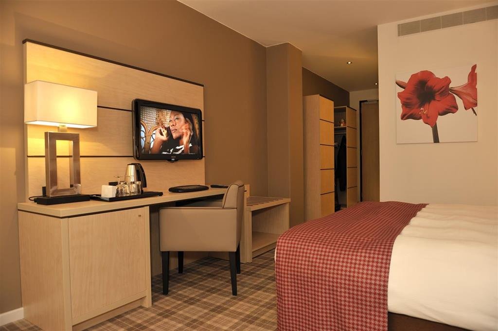 Фото Golden Tulip Leiden Centre