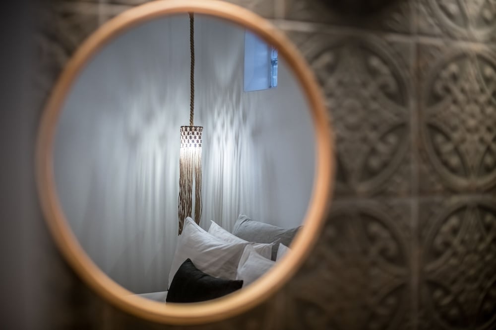 Фото Remezzo Suites