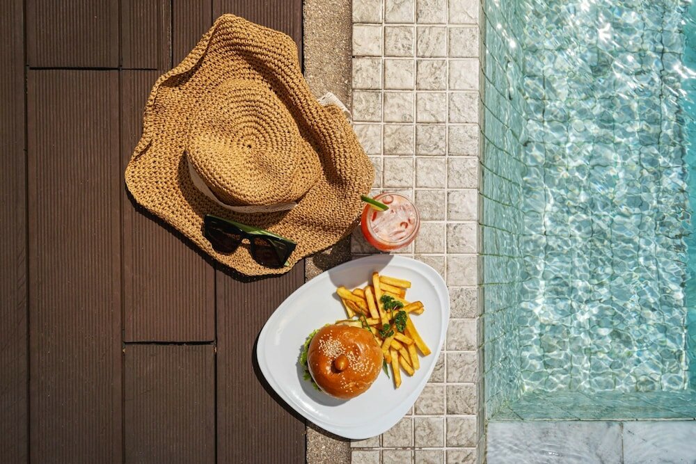 Фото Patong Bay Residence