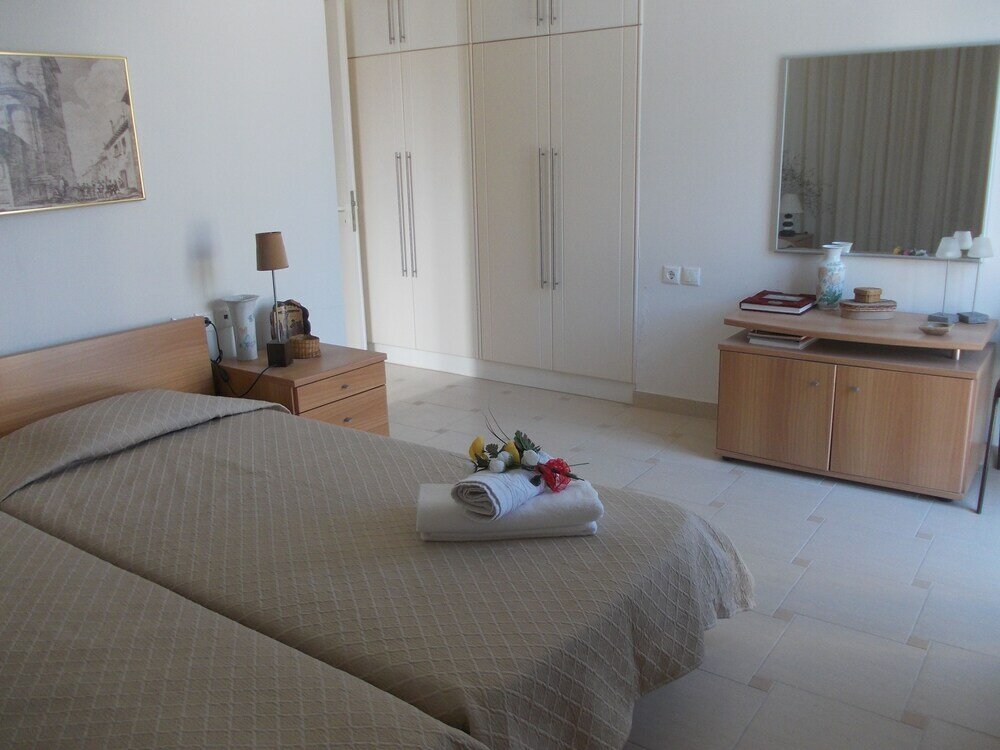 Фото Kalogria Beach Apartments