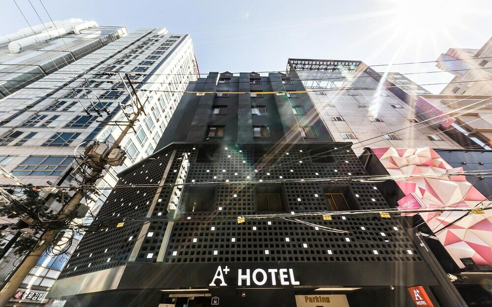 Фото Shinchon Hotel Ludi