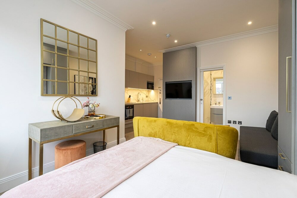 Фото Luxury Apartments Near Harrods and the Science Museum