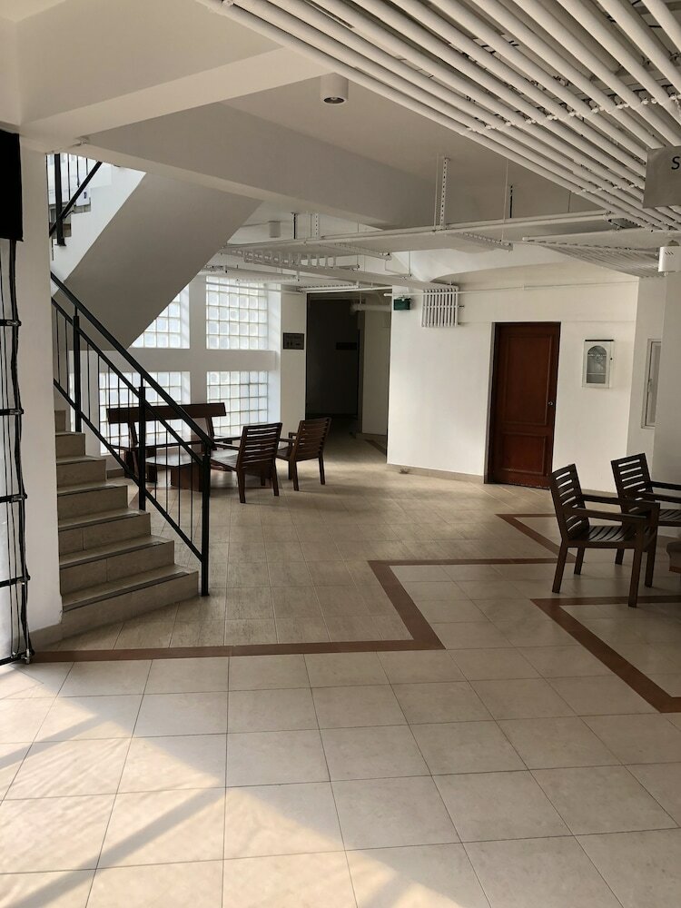 Фото Hedges Court Residencies Colombo City