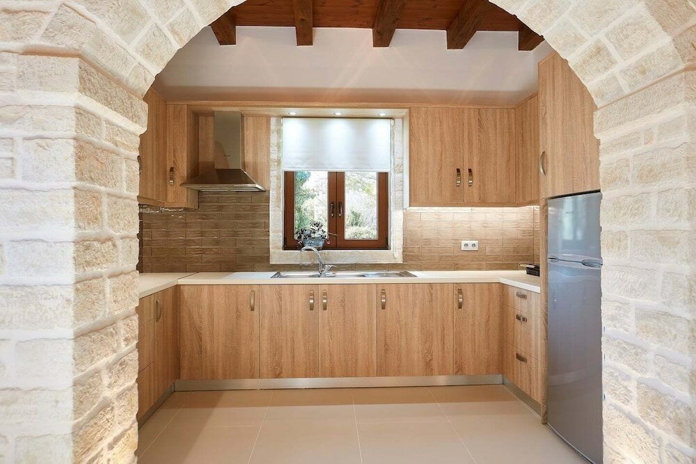 Фото Peacefull Stone-Built Villa