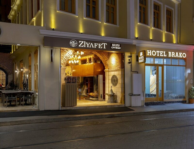 Гостиница Brako Hotel в Фатихе