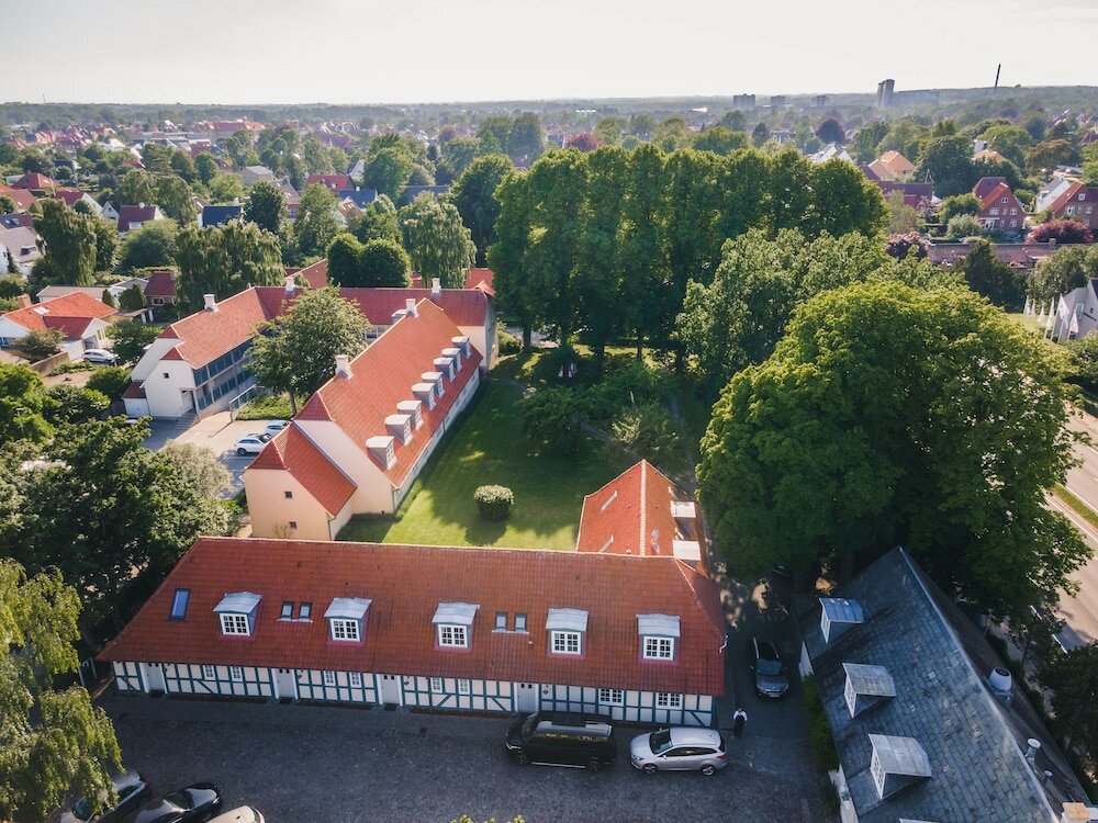 Фото Hotel Knudsens Gaard