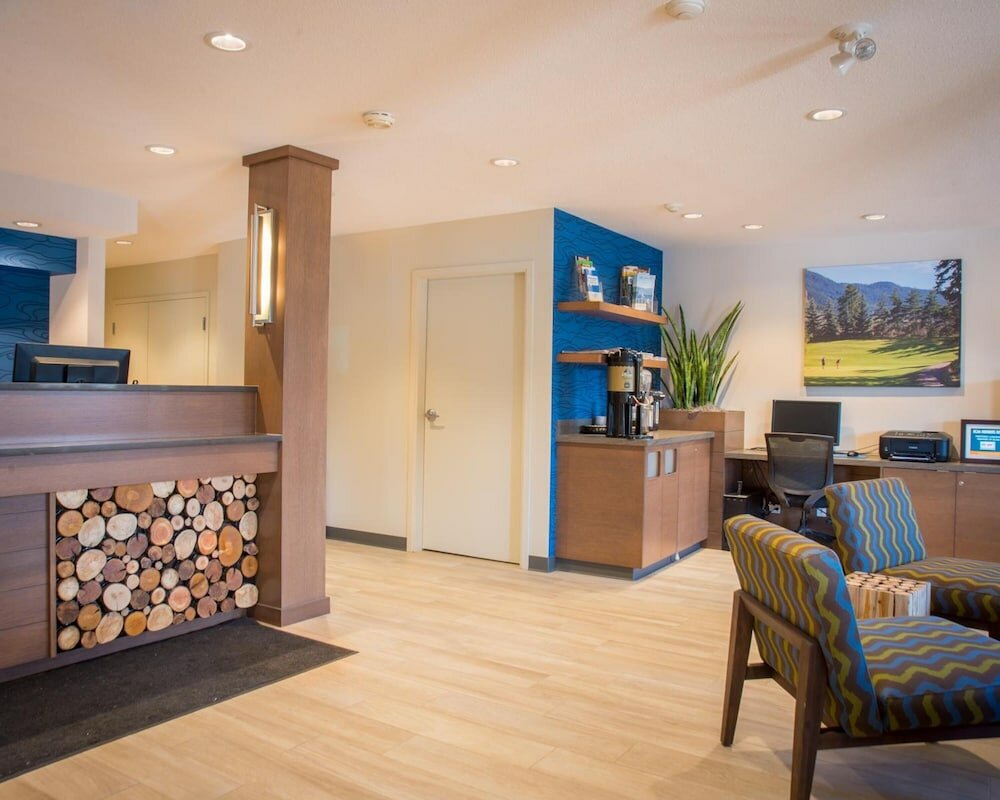 Фото Accent Inns Kelowna