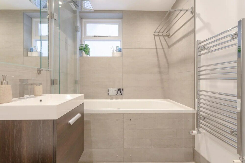 Фото Modern Flat in the Heart of West London