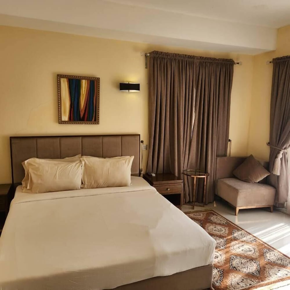 Фото Golden Alpine Hotel & Resort