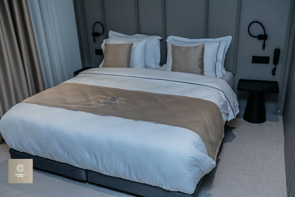 Фото CentralInn Hotel Tirana