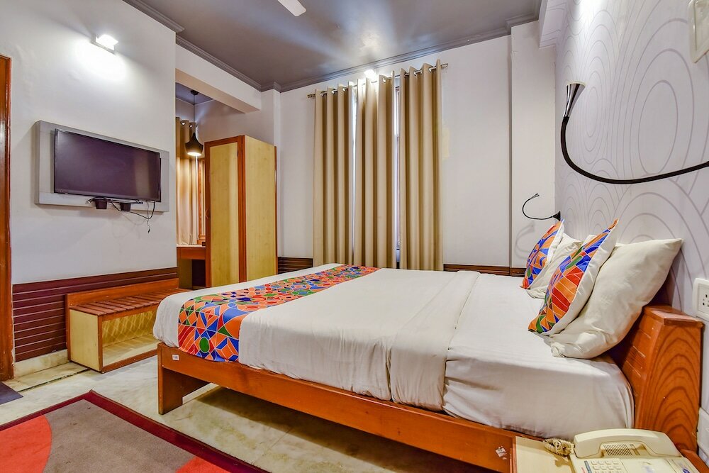 Фото Fabhotel Urban Stay