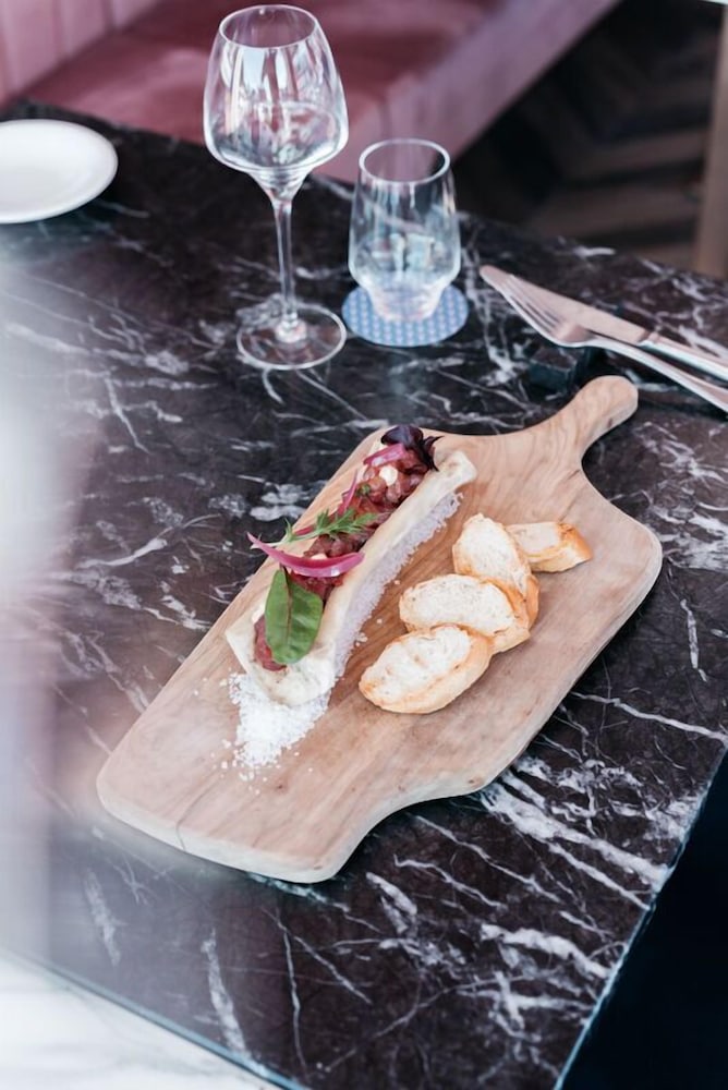 Фото Alaia Lodge