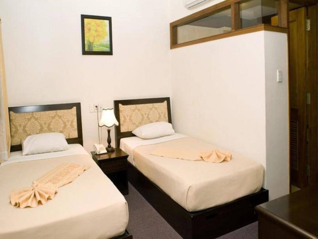 Фото Dong Kinh Hotel