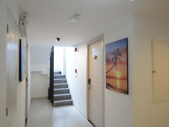 Фото The Patong Center Hotel