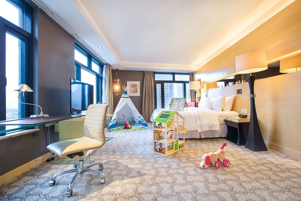 Фото The Westin Bund Center Shanghai