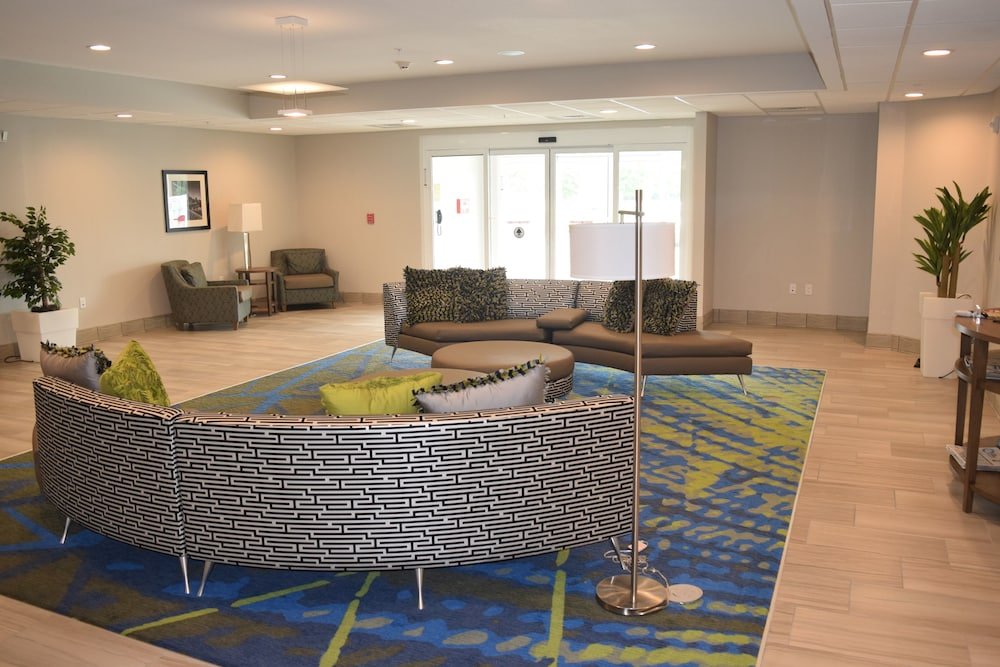 Фото Candlewood Suites Nashville - Metro Center, an Ihg Hotel