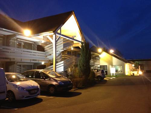 Фото Hotel Campanile Montesson - Le Vésinet