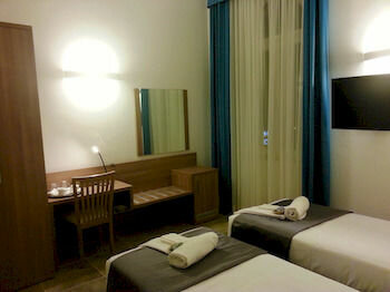 Фото Suites Farnese Design Hotel