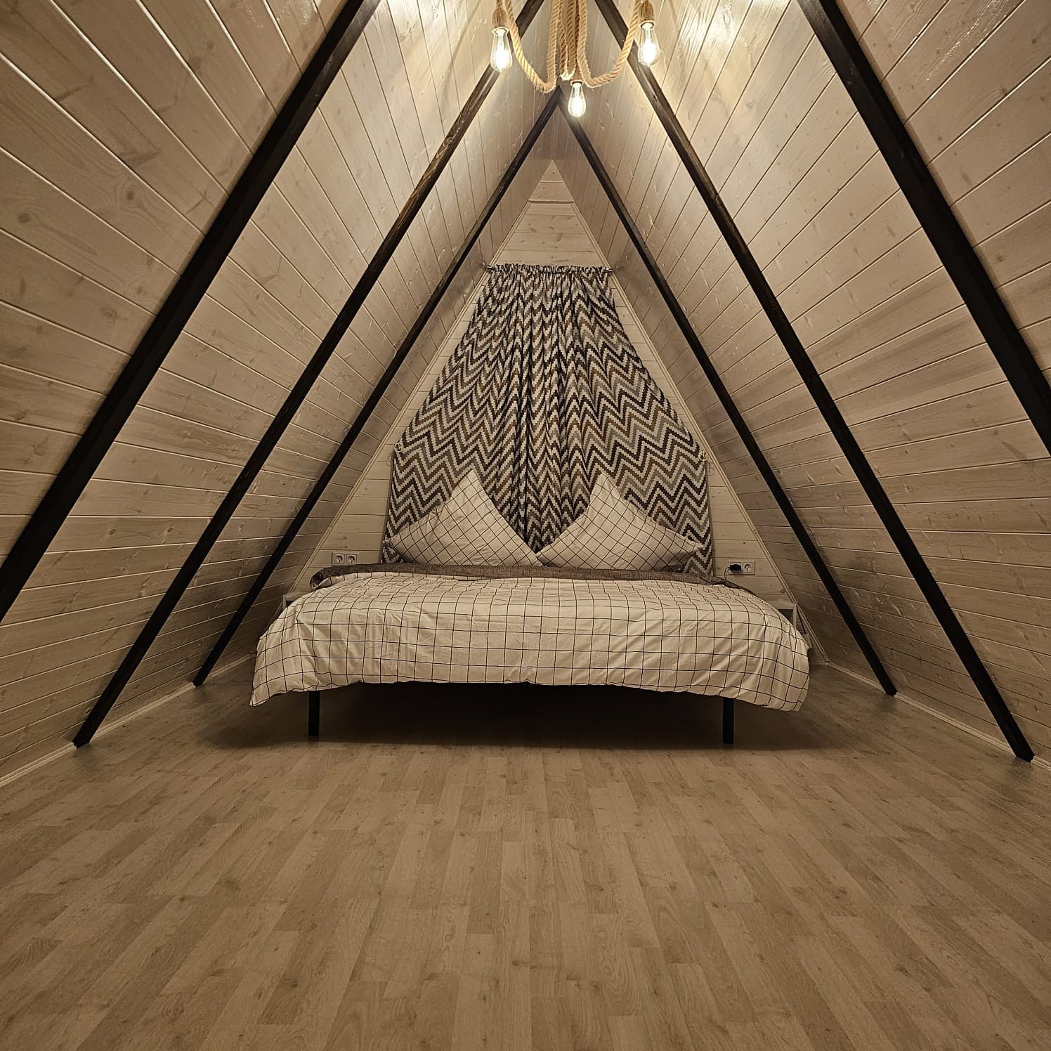 Фото A-Frame Синильга