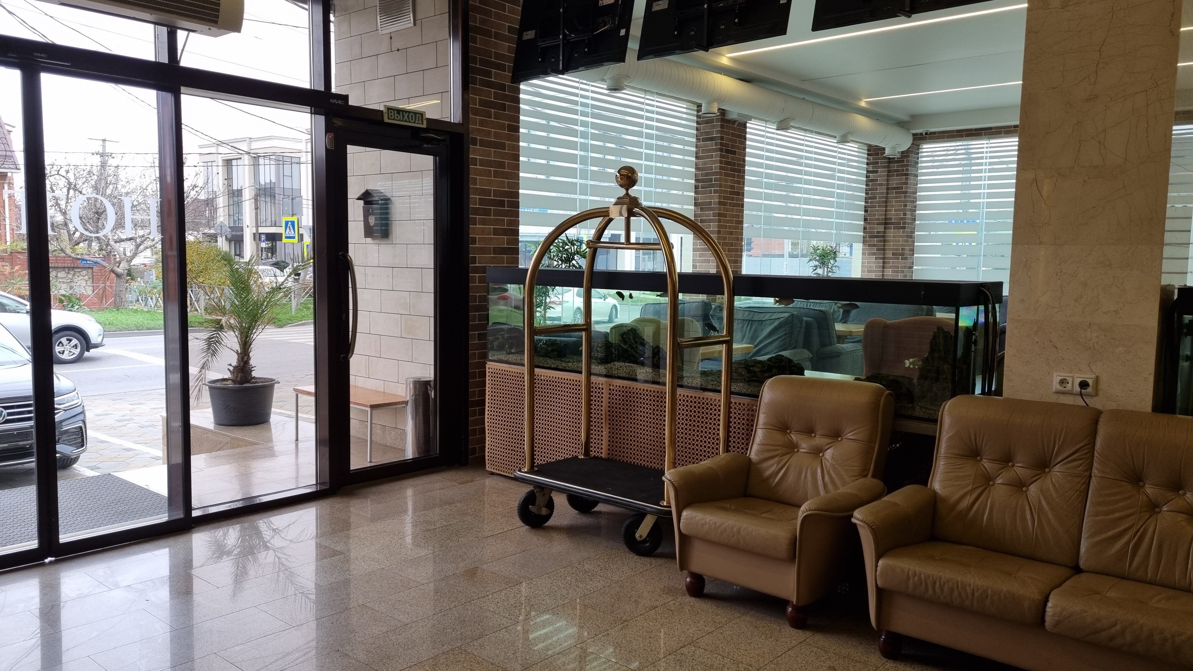 Фото Резидент