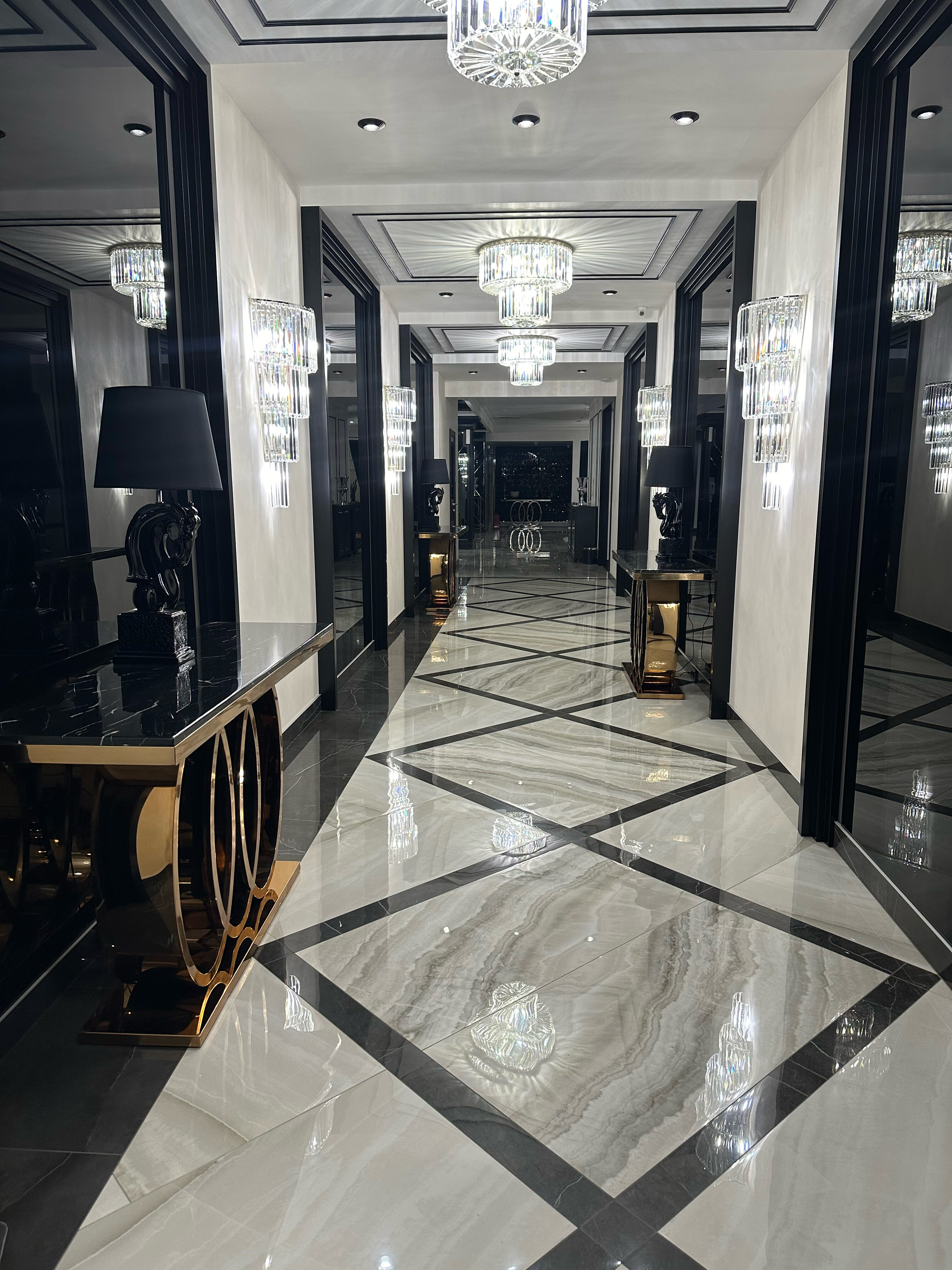 Фото Кухтерин