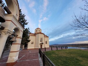 Православный храм Пресвятой Богородицы Нерушимая Стена (Ставропольский край, Минераловодский муниципальный округ, посёлок Новотерский), православный храм в Ставропольском крае